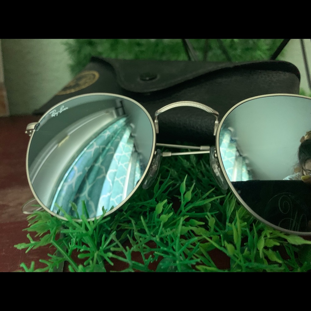 Ray Ban Rounds - Picture 4 of 4